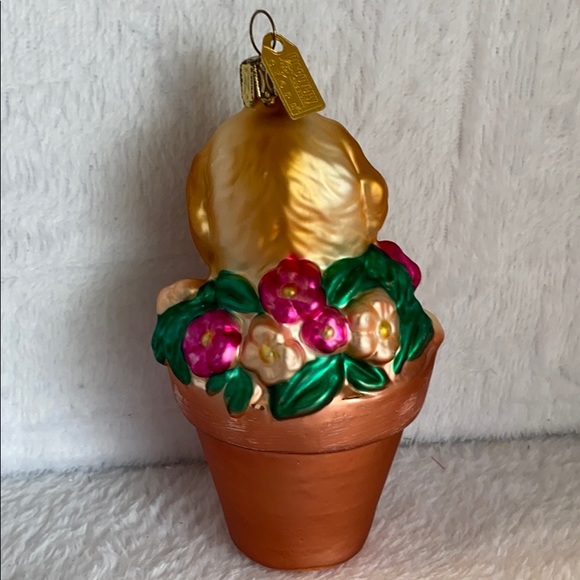 Discovery Channel Christmas Puppy hand Painted - Picture 2 of 3